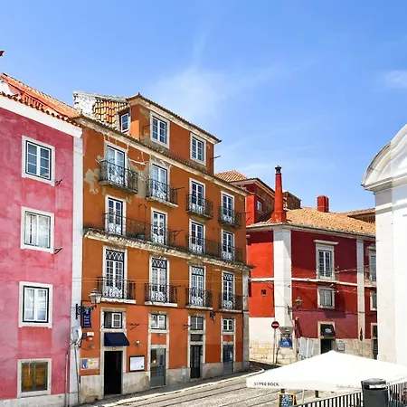 Tram 28 With Perfect View Over Alfama Apartment Lisbon