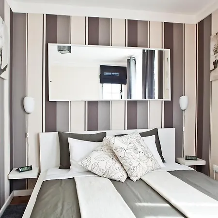 Apartment Tram 28 With Perfect View Over Alfama *